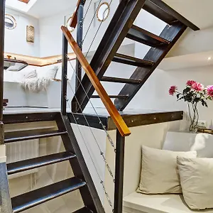 A304 Romantic Seaship In Center Bateau-hôtel