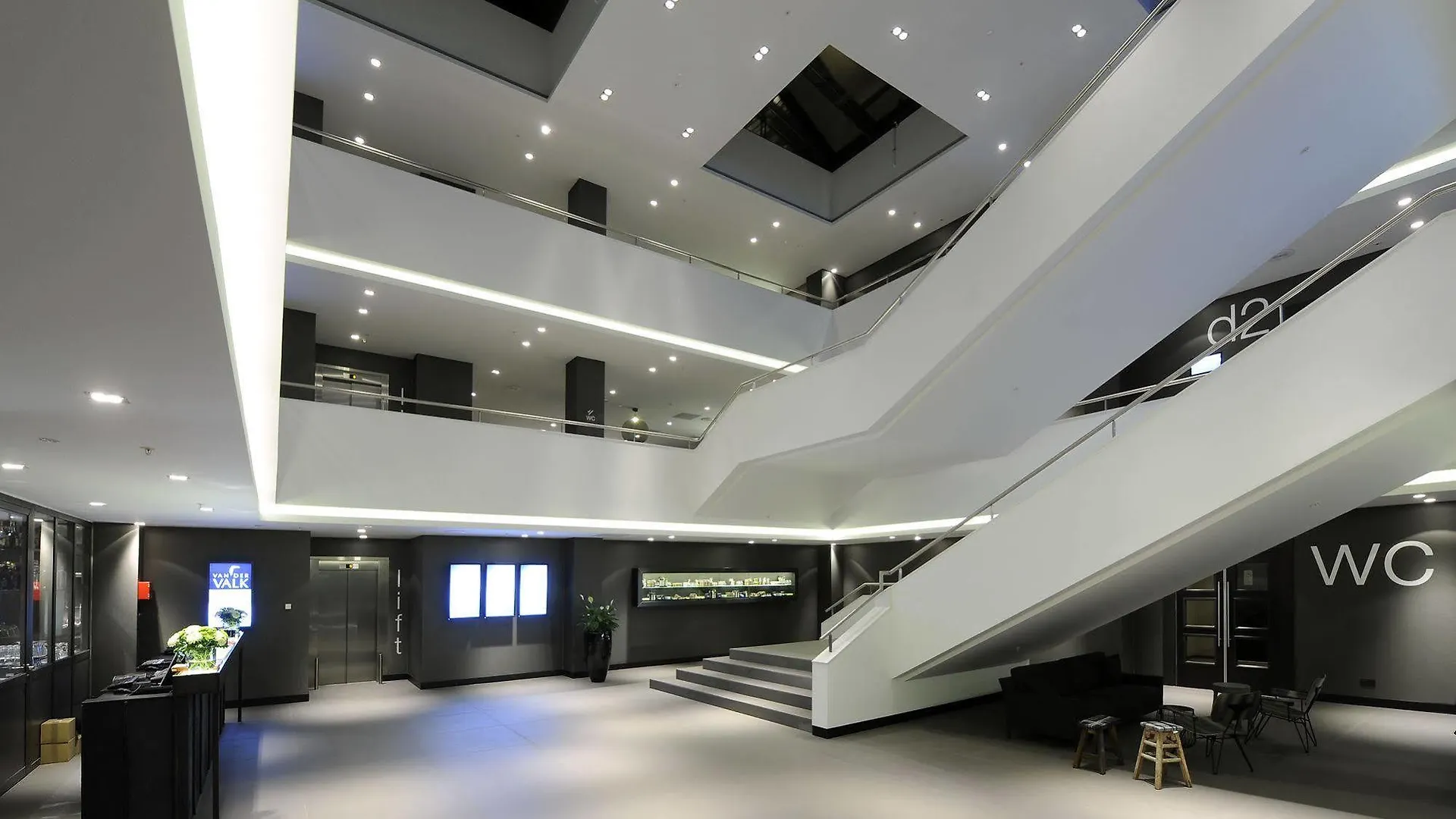 Van Der Valk Hotel Eindhoven 4*,